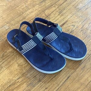 Sperry thong sandals women 7.5 blue - excellent like new condition